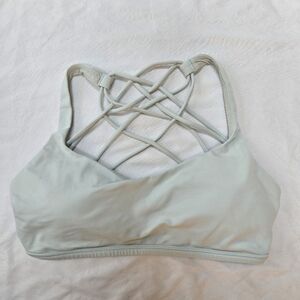 Lululemon Mint Green Yoga Free To Be Wild Light Support Sports Bra